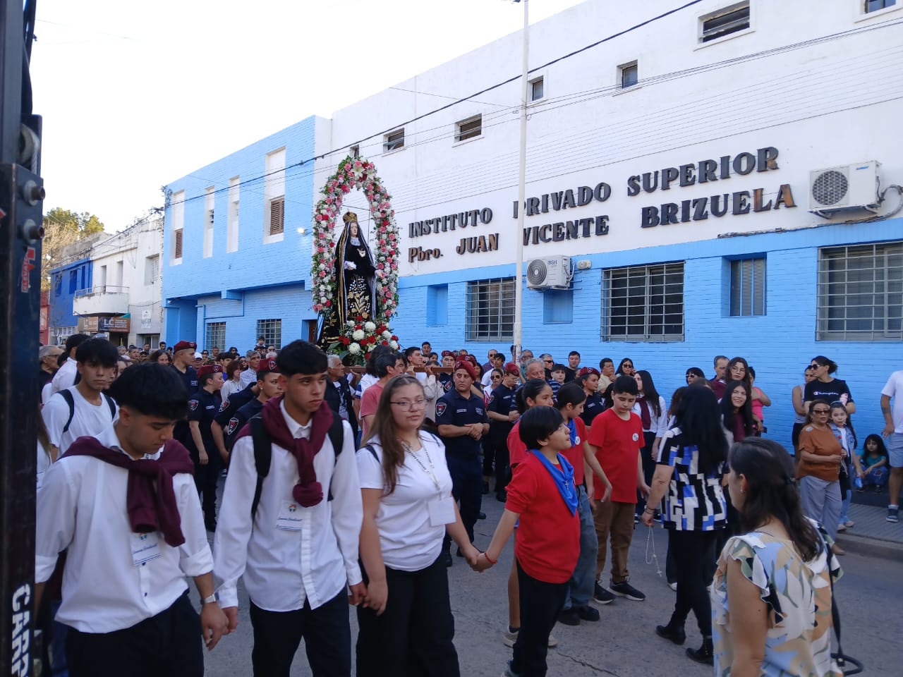 Imagen de Nuestra Señora de los Dolores en el Instituto Brizuela