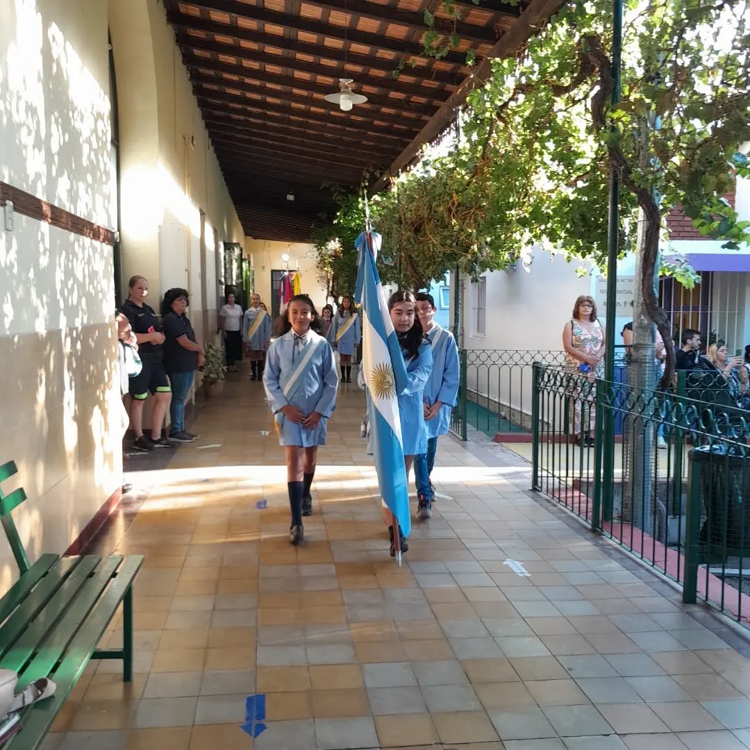 Acto de fin de ciclo del nivel primario en el Instituto Brizuela